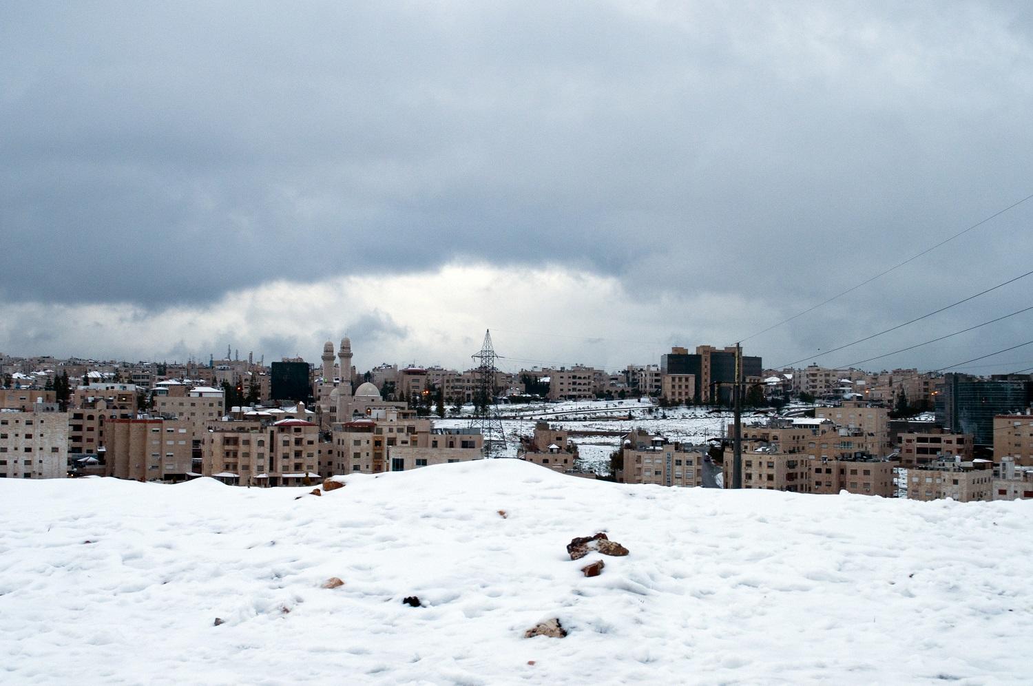 صورة أرشيفية لثلوج في عمّان . (ٍShutterstock)