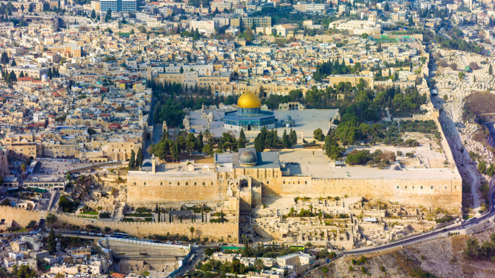 مدينة القدس المحتلة بما فيها المسجد الأقصى. (Shutterstock)