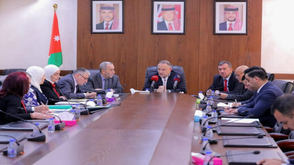 خلال اجتماع لجنة الاقتصاد والاستثمار النيابية