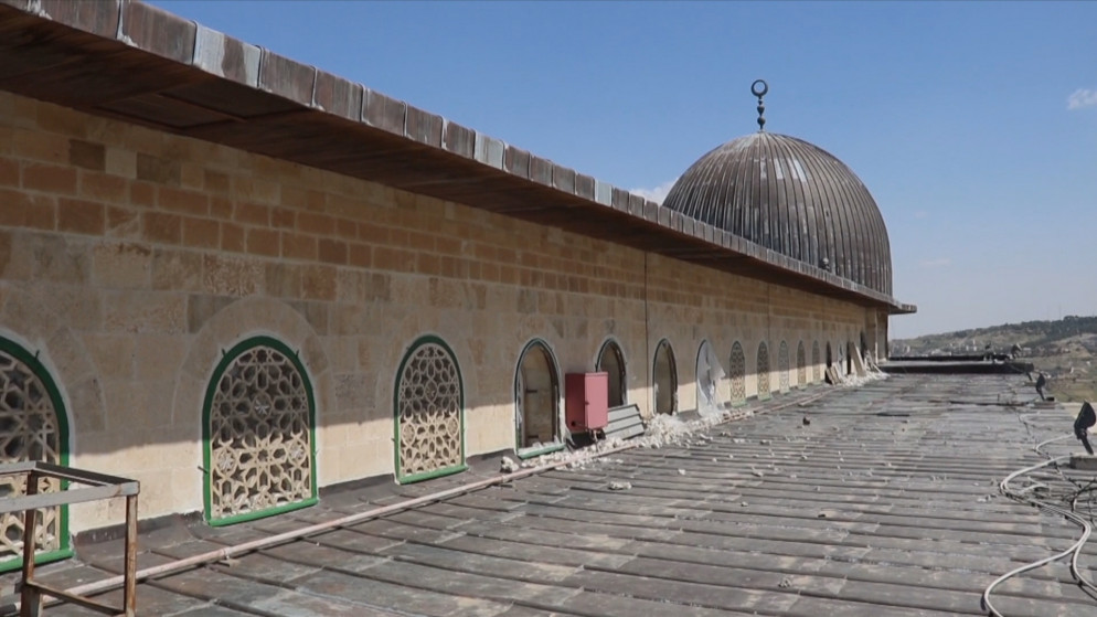 صورة أرشيفية لنوافذ محطمة في المصلى القبلي في المسجد الأقصى المبارك. (المملكة)