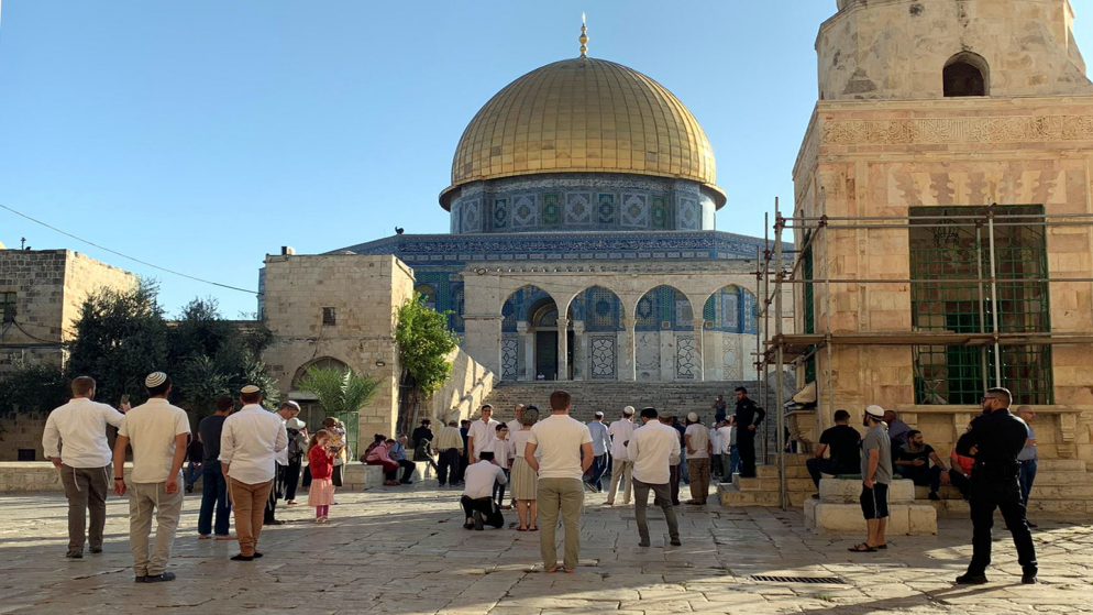 صورة أرشيفية لاقتحام باحات المسجد الأقصى المبارك. (وفا)