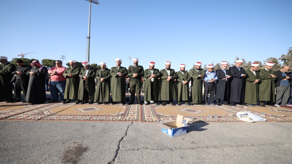 وزير الأوقاف والشؤون والمقدسات الإسلامية محمد الخلايلة يقيم صلاة الاستسقاء. (صلاح ملكاوي / المملكة)