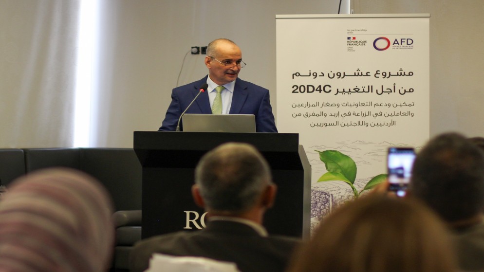جانب من افتتاح مشروع يستهدف التمكين الاقتصادي للأردنيين واللاجئين السوريين العاملين في القطاع الزراعي. (المملكة).
