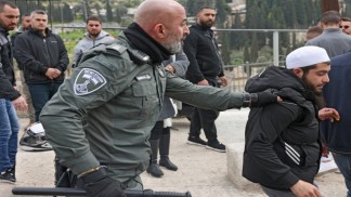 إصابة فلسطيني بجروح في اعتداء الاحتلال الإسرائيلي على مصلين قرب باب الأسباط بالقدس