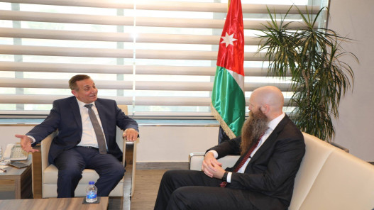  مباحثات أردنية أميركية لزيادة صادرات التمور وزيت الزيتون إلى السوق الأميركية 