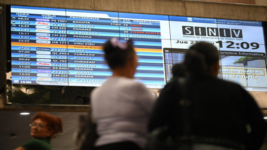  ترامب يدعو للتعامل مع مجال فنزويلا الجوي على أنه "مغلق بالكامل" 