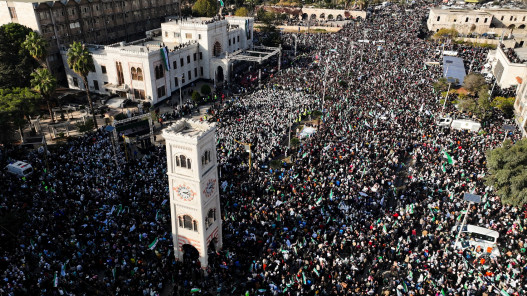  سوريا تحيي الذكرى الأولى لسقوط الأسد 
