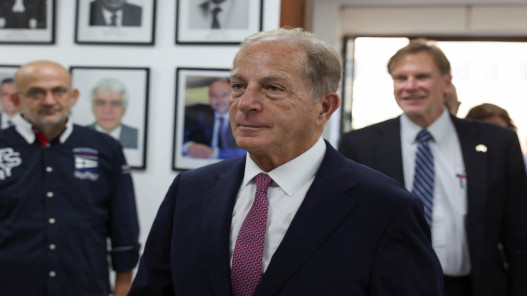  وزير الخارجية اللبناني يعتذر لنظيره الإيراني عن عدم قبول دعوة لزيارة طهران 