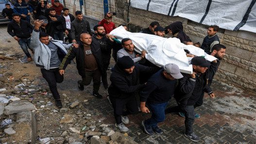  ارتفاع حصيلة العدوان على قطاع غزة إلى 70,669 شهيدا 