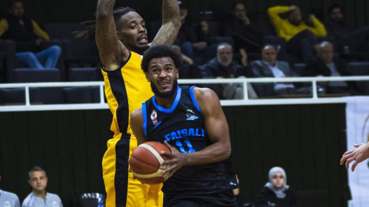  الفيصلي يتجاوز الأشرفية في دوري السلة 