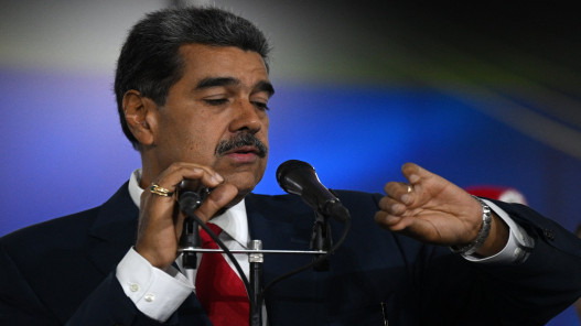  الخارجية الأميركية: مادورو سيحاكم بتهم جنائية في الولايات المتحدة 
