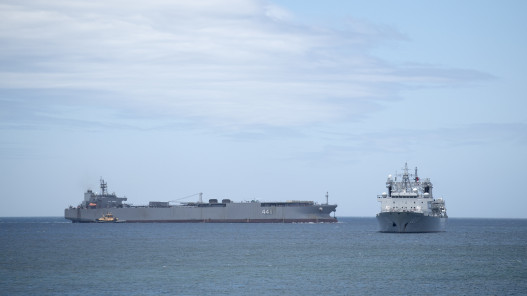  سفن حربية صينية وإيرانية في جنوب إفريقيا لإجراء تدريبات عسكرية 