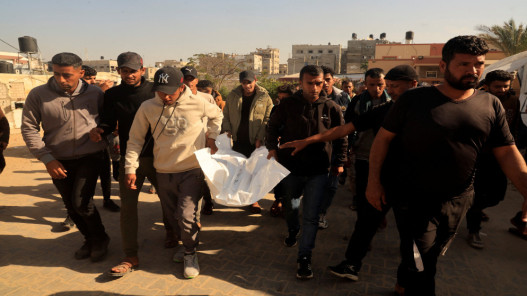  15 شهيدًا  خلال الـ24 ساعة الماضية في قطاع غزة 