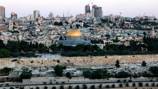  محافظة القدس: بدء تنفيذ "طريق 45" لتكريس ضم المستوطنات المقامة شمالي القدس وشرق رام الله 