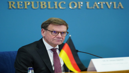  ألمانيا تستنكر "تعنت" روسيا على المطالبة بأراض أوكرانية بعد محادثات أبوظبي 