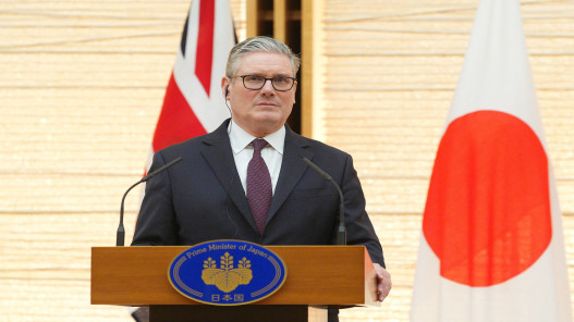  ستارمر يعلن عن اتفاق لتعزيز الروابط مع اليابان بعد زيارة للصين انتقدها ترامب 