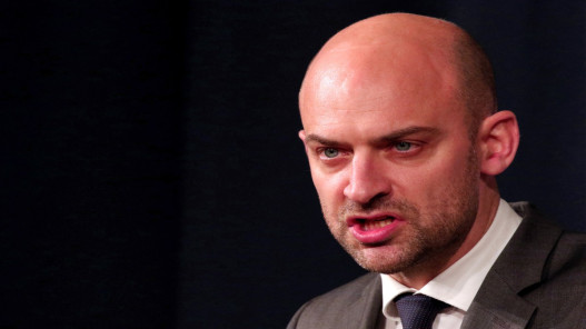  وزير خارجية فرنسا يبحث في لبنان دعم الجيش لتمكينه من أداء مهامه 