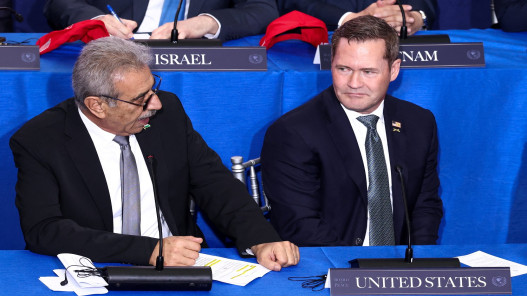  شعث: نعمل بخطوات متدرجة لترسيخ الأمن وبناء أسس السلام في غزة 