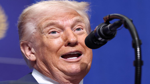  "التلغراف": ترامب سيكون مستعدا لضرب إيران بحلول السبت 