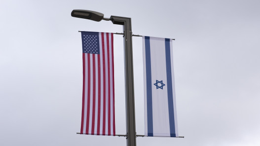  السماح لموظفي السفارة الأميركية في إسرائيل بالمغادرة بسبب "مخاطر أمنية" 