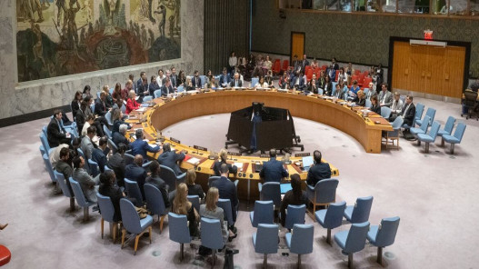  مجلس الأمن يعتمد مشروع قرار أردني خليجي بشأن الهجمات الإيرانية 