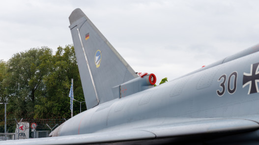  وزير الدفاع الألماني يرفض دعوة ترامب لتقديم دعم عسكري ضد إيران 