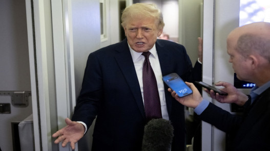  ترامب يقول إنه طلب من الصين تأجيل زيارته "لقرابة شهر" 