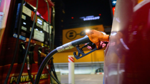  المغرب يعلن دعما استثنائيا لقطاع النقل لمواجهة ارتفاع أسعار النفط 