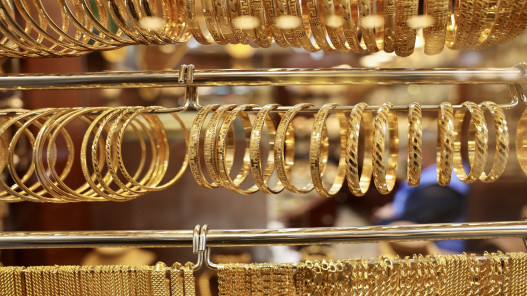  بتراجع 8 دنانير في يومين… الذهب عيار 21 يصل لـ 93.8 دينارا قبل عيد الفطر 