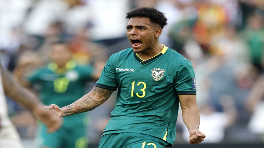  بوليفيا تفوز على سورينام وتواجه العراق في نهائي الملحق العالمي 