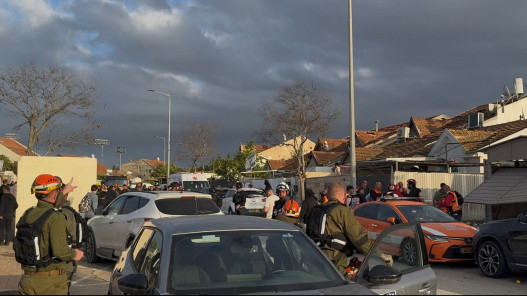  الجيش الإسرائيلي يقول إنه يتصدّى لهجوم صاروخي من إيران 