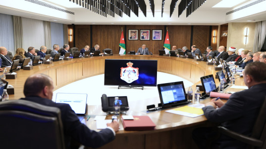  شحادة: خطط حكومية متدرجة لضبط الأسعار والتضخم وسط تداعيات الحرب 