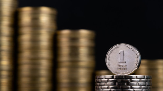  لتر بنزين أوكتان 95 يرتفع إلى 8.05 شيكل في إسرائيل 