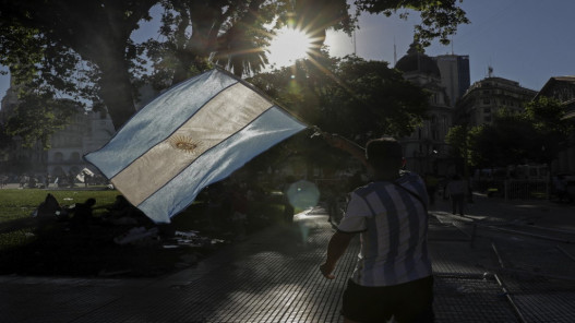  الأرجنتين تدرج الحرس الثوري الإيراني في قائمتها للمنظمات "الإرهابية" 