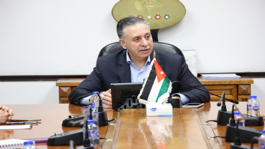  وزير الصناعة: سلاسل التوريد منتظمة وجهود حكومية لخفض كلف الإنتاج 