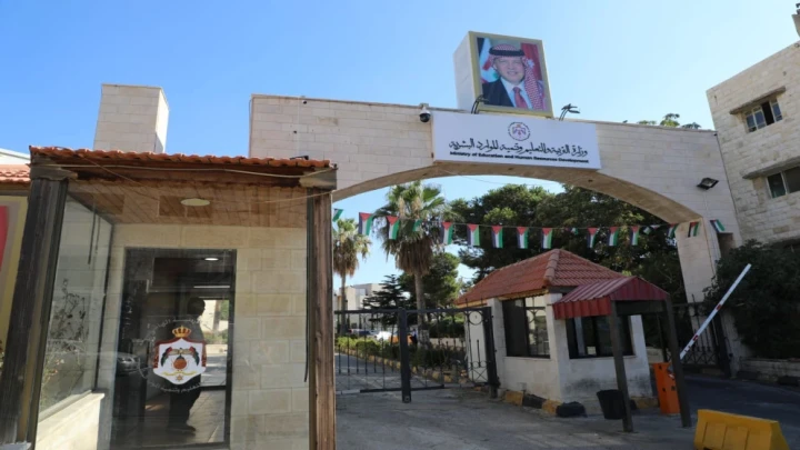 وزارة التربية توضح: المرحلة الثانوية أصبحت 3 سنوات وليس الامتحان العام