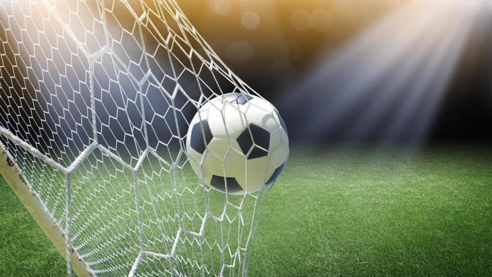 هيثم الشبول يتلقى عرضا لتدريب فريق الشرطة العراقي