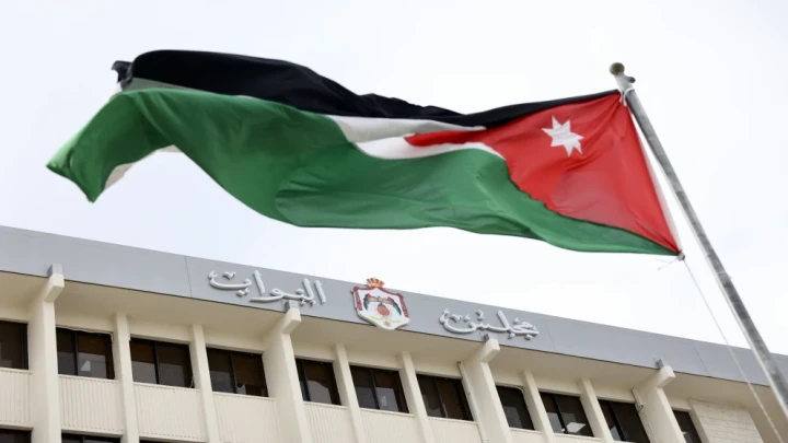 الطوباسي يؤدي اليمين الدستورية الاثنين عضوا في مجلس النواب خلفا للجراح