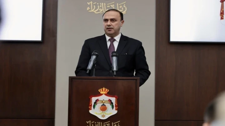 الحكومة لـ "المملكة": حملة مكثفة على الأسواق.. ونتابع شكاوى الامتناع عن البيع