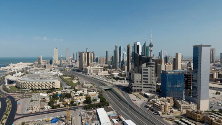 الخطوط الجوية الكويتية تعيد جدولة أغلب الرحلات بعد تعليق عمليات المطار 